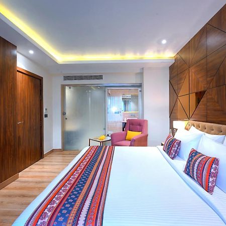 Hotel Golden Tulip Agra Agra  Exterior foto